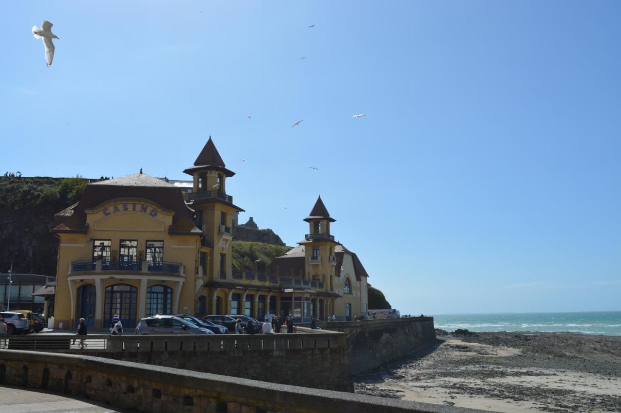 Granville plage normandie mont saint Michel Exterior foto